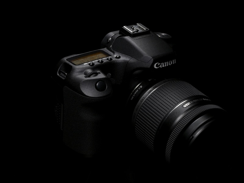 Illustration for article titled Canon EOS 50D Official: 15-Megapixel Prosumer DSLR Is First With Digic 4 Processor